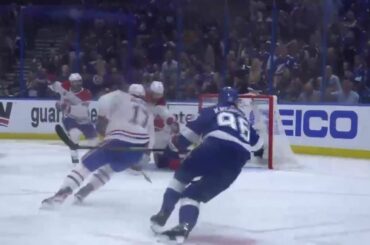 Carey Price (@cp0031) est DIALOGUE. #StanleyCup : @nhlonnbcsports : @sportsnet...