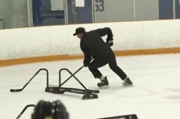 Imaginez exécuter cet exercice après Connor McDavid (@mcdavid97)... ( @power_edge_...