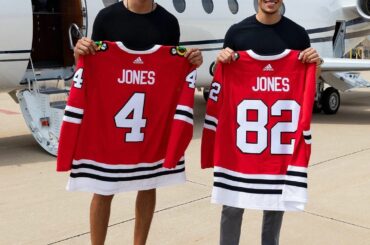Les frères Jones sont officiellement à Chi-Town.  (: @nhlblackhawks)...