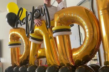 Evgeni Malkin a fêté son 35e anniversaire à la mode @penguins.  ( @e.malkin71...