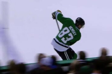 Ceux.  pend.  Bien que.  Passez un très joyeux anniversaire, Ales Hemsky!...
