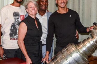 La photo de famille Joseph 2021, style #StanleyCup.  (: @mathyjoz21)...