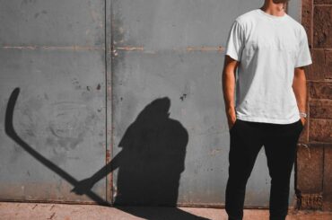 Le hockey arrive, il suffit de demander à Tim Stützle... ( @timstuetzle8)...