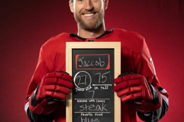 Première journée de hockey s̶c̶h̶o̶o̶l̶.  ( @cannes)...