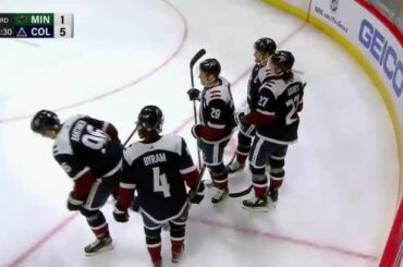 MIKKOOOO Est-ce que tout le monde est prêt pour plus d'éclat comme celui-ci ?  ...