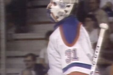 Un très joyeux anniversaire au légendaire Grant Fuhr !  ...