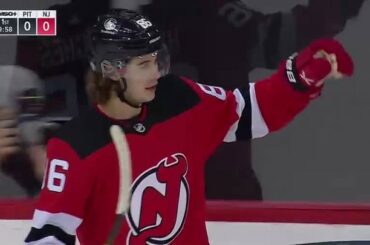 D'accord, d'accord... Hughes est prêt pour le début de la saison ?  ...