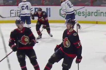 BATTEUR BUZZER.  #NHLFaceOff...