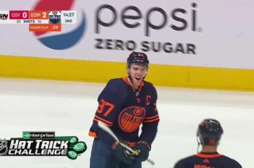 Chapeau à Connor McDavid (@mcdavid97) pour son premier chapeau de la saison !  #NHLF...