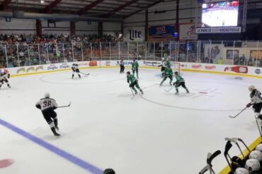 #HockeyvilleUSA a apporté l'excitation, il suffit de demander à @christianfischer61 !  ...