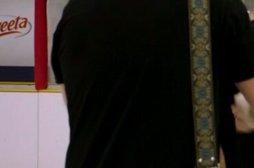 Rien ne dit @krafthockeyvilleusa sans une visite surprise de la #StanleyCup ...