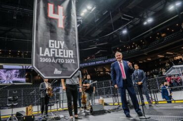 La légende en personne, Guy Lafleur, a fait retirer son numéro par l'@olympiquesgat !...