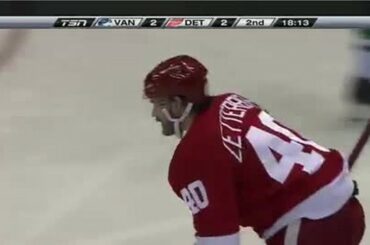 Retour sur le 200e but en carrière d'Henrik Zetterberg à l'occasion de son anniversaire...