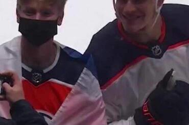 Nous avons raté des moments comme ceux-ci.  #NHLFaceOff ( @edmontonoilers)...