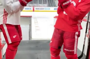 @moritzseider + @lucasraymonds = #NHLFaceOff ( @detroitredwings)...