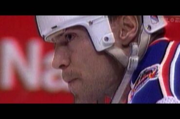 HOCKEY + @ESPN = Connectez-vous pour en savoir plus sur @justinbieber avant le début des matchs...