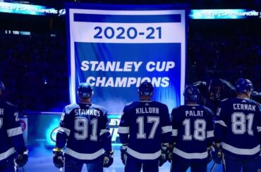 Prettyyyyy, pretyyyy cool.  Les @TBLightning ont pris le micro pour leur bannissement de la Coupe Stanley...
