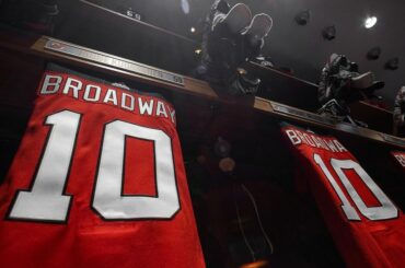 Pour Jimmy.  #NHLFaceOff ( @njdevils)...