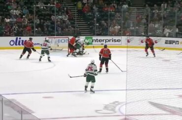 7.2 SECONDES RESTANTES ET @marcusfoligno17 LE GAGNE POUR LE @minnesotawild !  #NHLFaceOf...