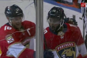 LE DUC DE FLORIDE, BÉBÉ.  #NHLFaceOff...