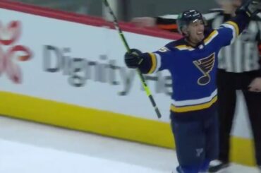 KYROU PLAISANT ! ?  #NHLFaceOff...