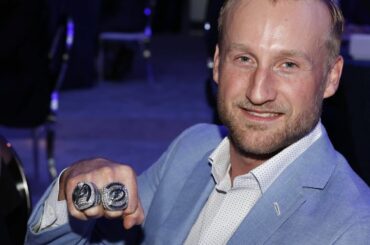 DE VRAIMENT GROSSES BAGUES ( @tblightning)...