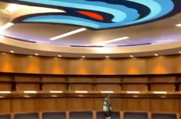 WOWWW : samedi à 22h ET sur @espn+ et @sportsnet ( @seattlekraken)...