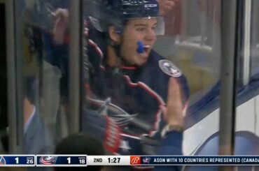 COLE SILLINGER Les premiers buts dans la LNH ne sont que les meilleurs....