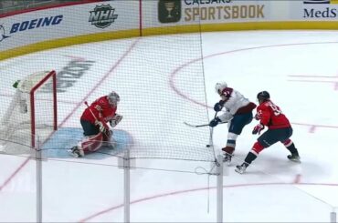 L'entraînement hors saison est utile ici pour @jtcompher.  #NHLFaceOff : @espn+...