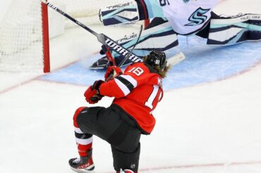 : CADRE-LE #NHLFaceOff...