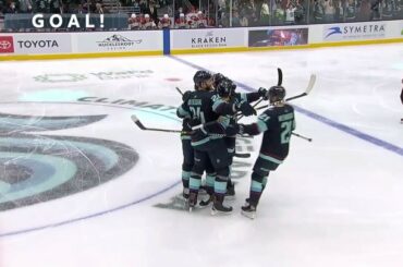 Jordan Eberle avec le Shot of the Night parfaitement placé.  ...