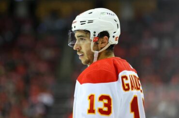 Quelle pièce de @johngaudreau03 !  ...