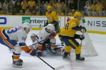 Qu'Ilya Sorokin (@soroka_89) sauve cependant... ...